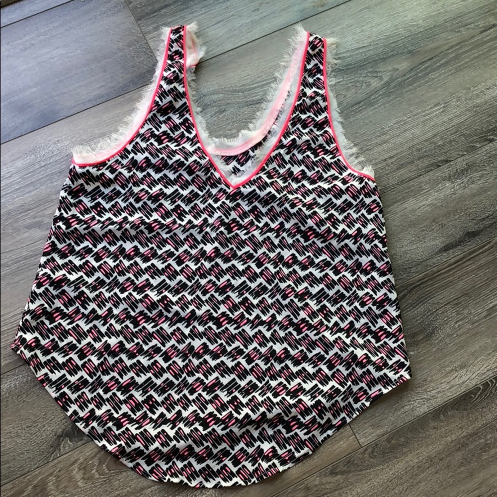 Summer V neck top sleeveless